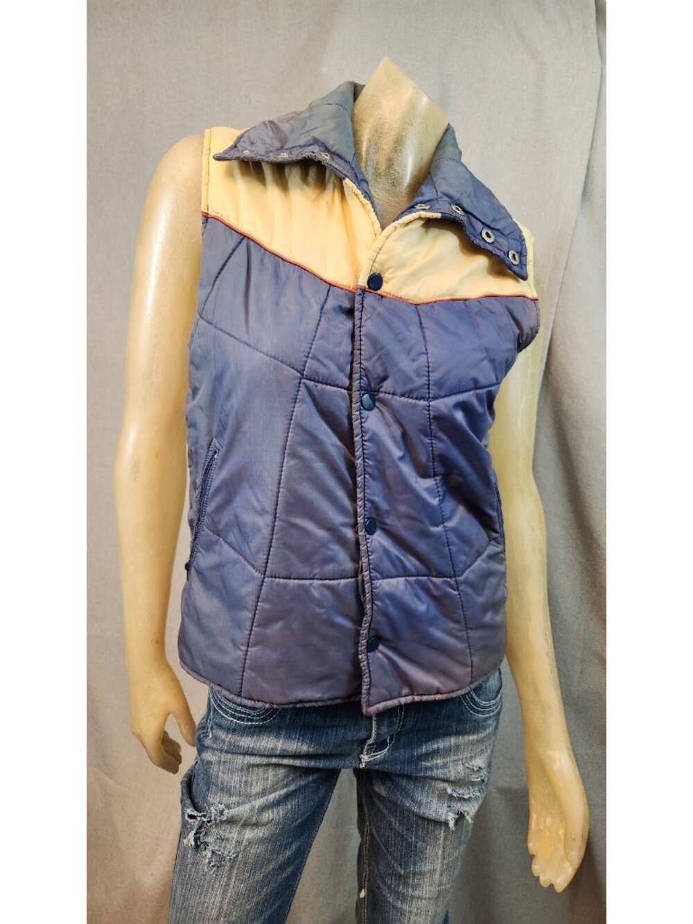 Vintage Gap Blue & Tan Snap Close Retro 80's Puffer Vest Jacket Top Womens SMALL